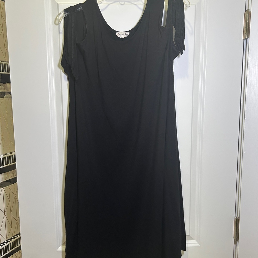 Elegant Black Dress